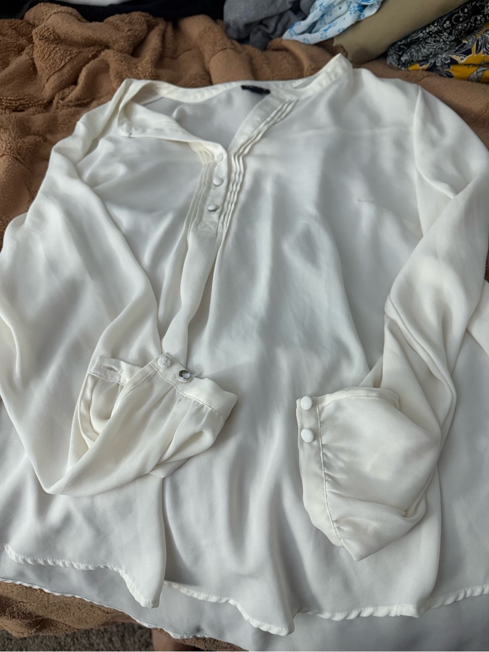 torrid Cream Henley Button-Front Long Sleeve Blouse